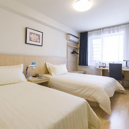 Jingjiang Inn South Pudong Road Tangqiao เซี่ยงไฮ้ ภายนอก รูปภาพ